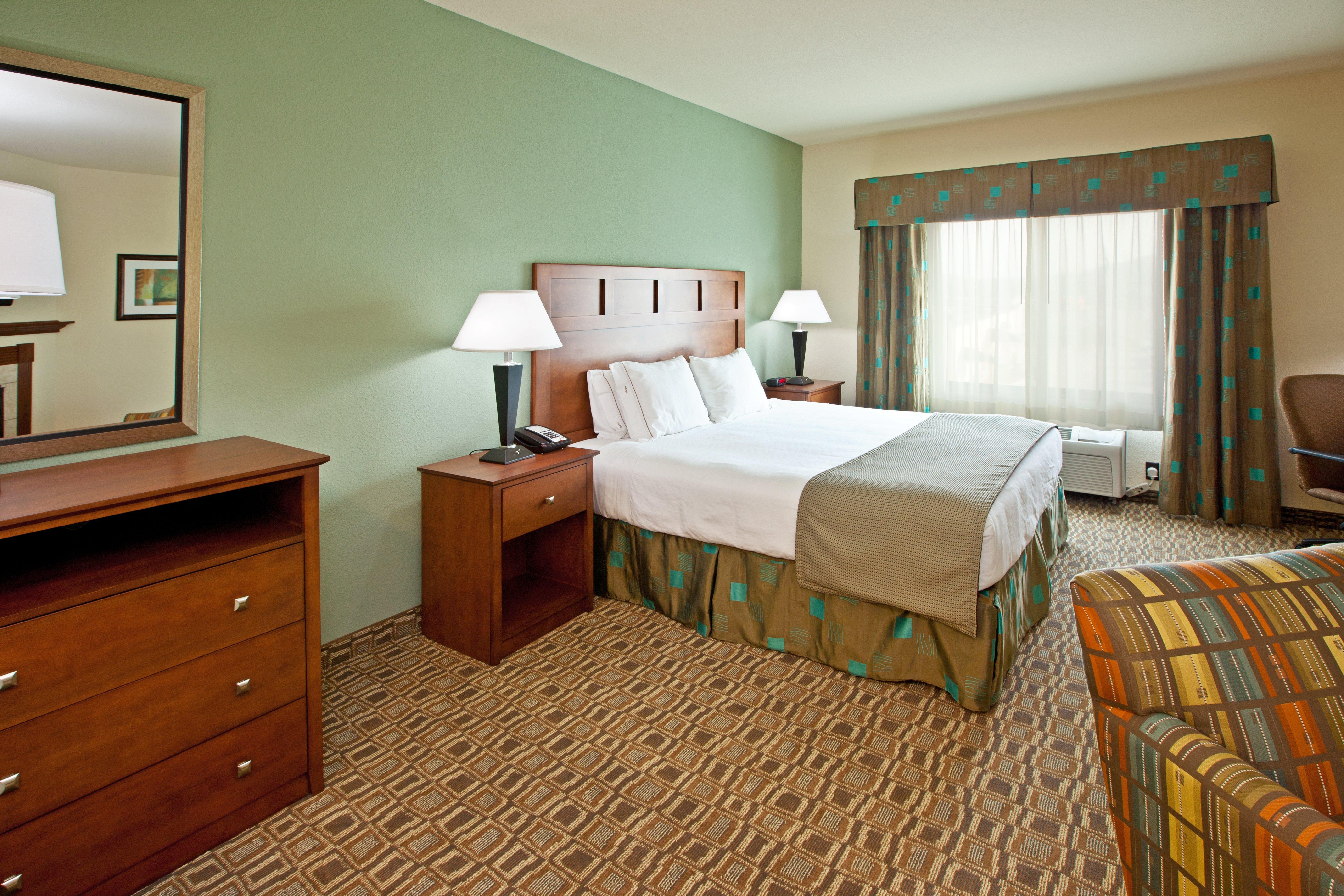 Holiday Inn Express & Suites Ripley By Ihg Habitación foto